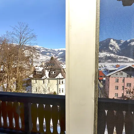 Mozart 2 - By Alpen * Zell am See